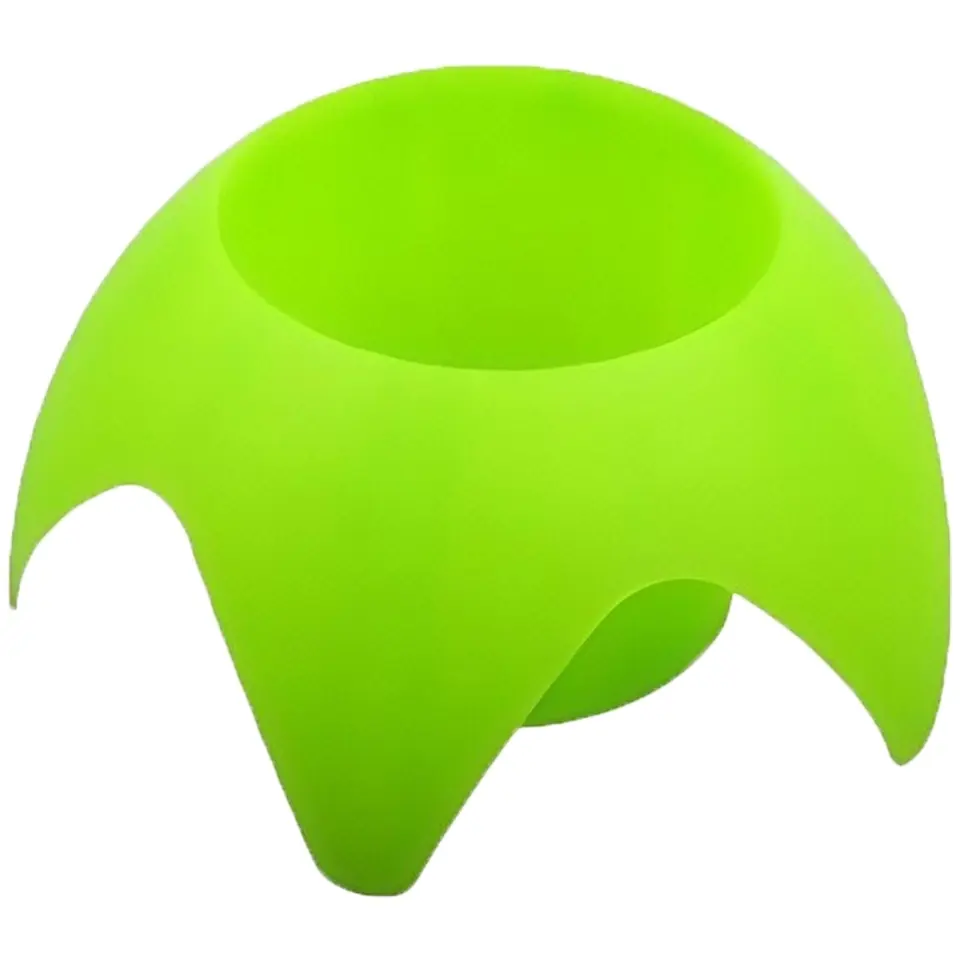 Compact Beach Drink & Gear Holder 2